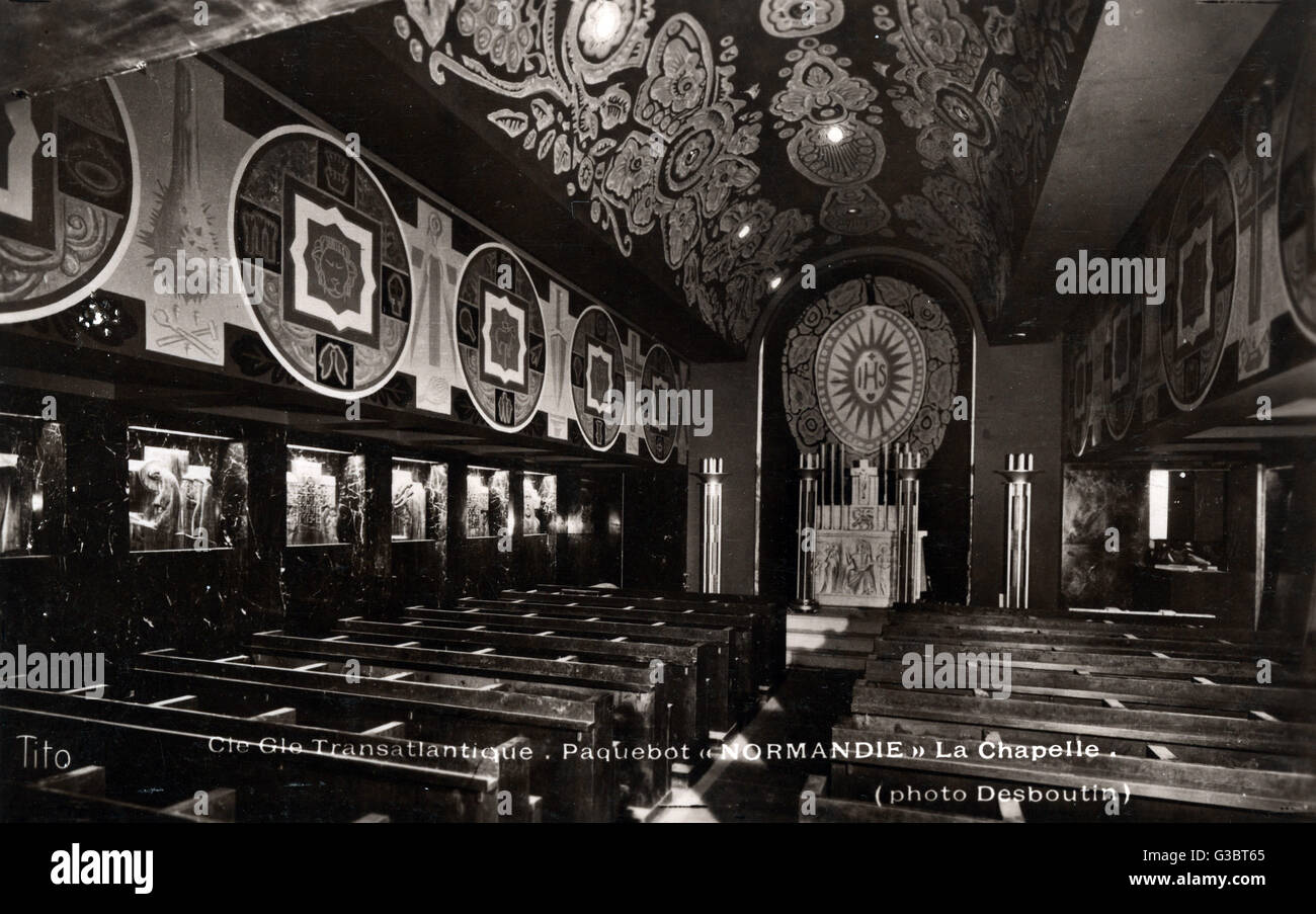SS Normandie, French transatlantic cruise liner with Compagnie Generale Transatlantique (CGT), view inside the chapel.      Date: circa 1930s Stock Photo