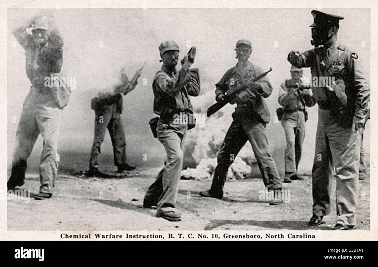 WW2 - Chemical Warfare Instruction - USA Stock Photo