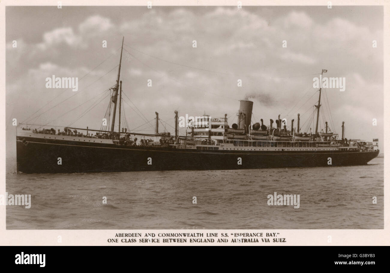 SS Esperance Bay, passenger steamer of the Aberdeen and Commonwealth Line, one class service between England and Australia via Suez.      Date: circa 1934 Stock Photo