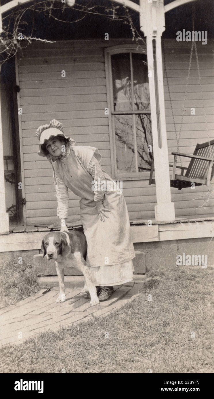 Old lady dog hi-res stock photography and images - Alamy