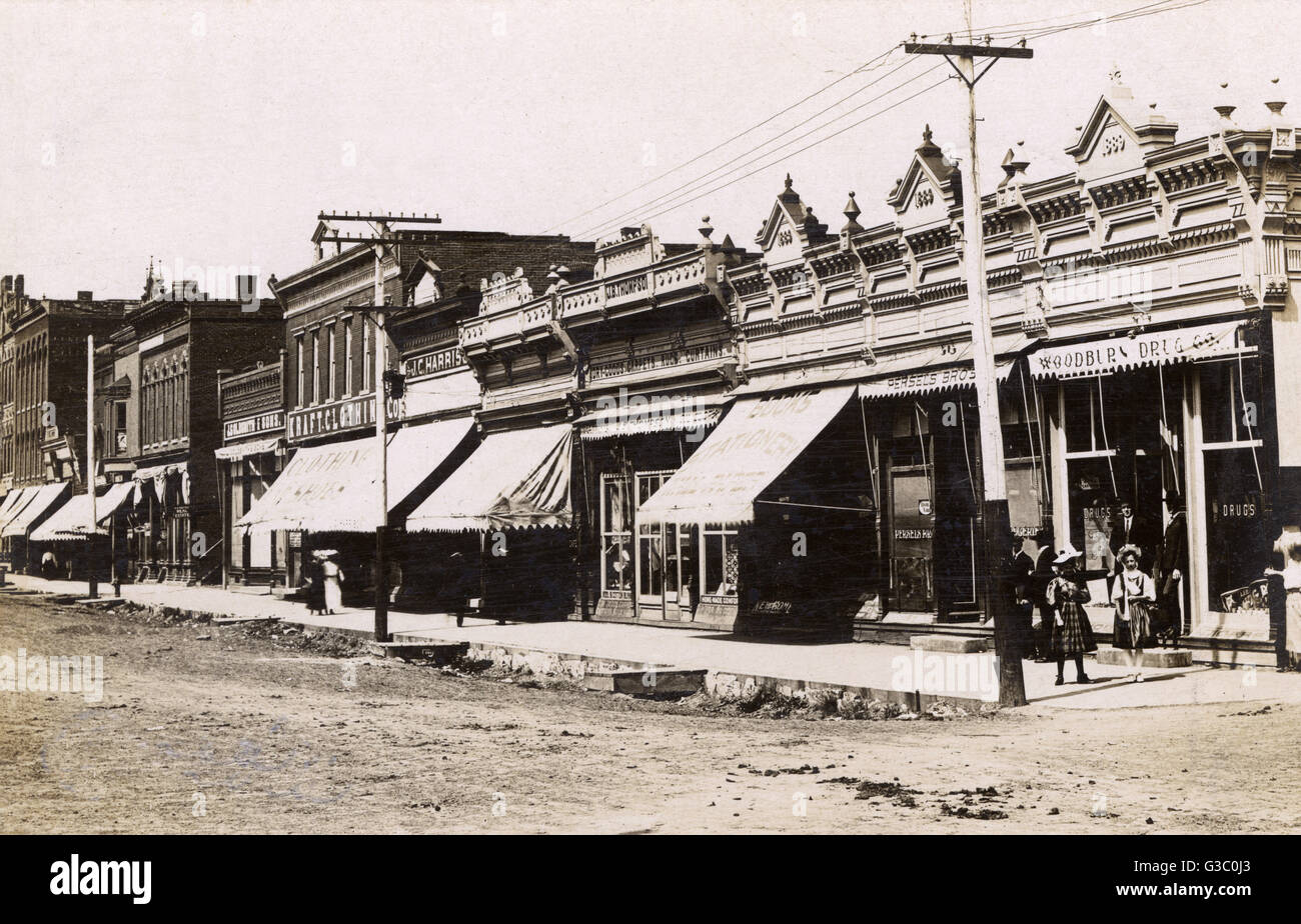 Street of shops in Osceola, Iowa, USA Stock Photo Alamy