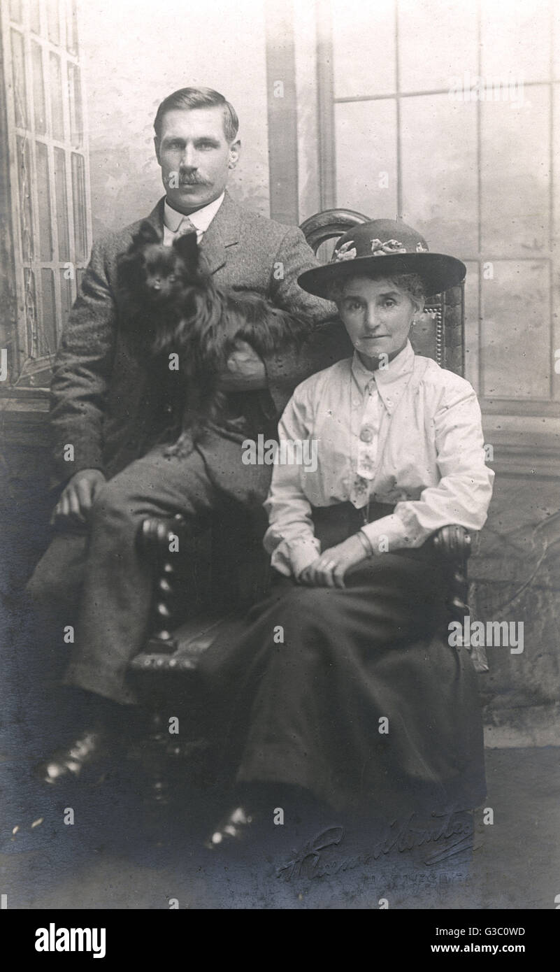 1920s portrait couple hi-res stock photography and images - Alamy