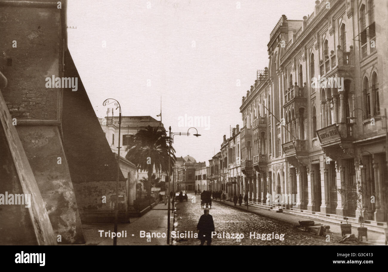 Street of main banks, including the Banco Sicilia on the right, in Tripoli, Libya.      Date: circa 1920 Stock Photo