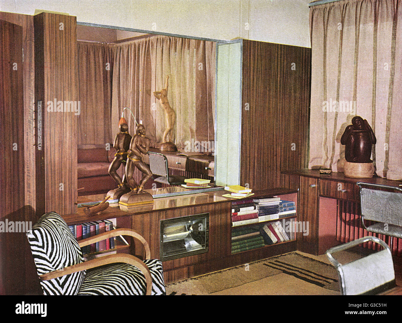Living room and studio by Serge Chermayeff Stock Photo