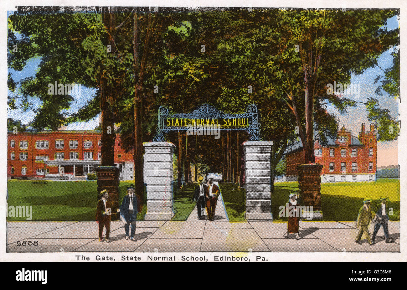 Entrance gate of the State Normal School, Edinboro, Pennsylvania, USA.      Date: circa 1910s Stock Photo