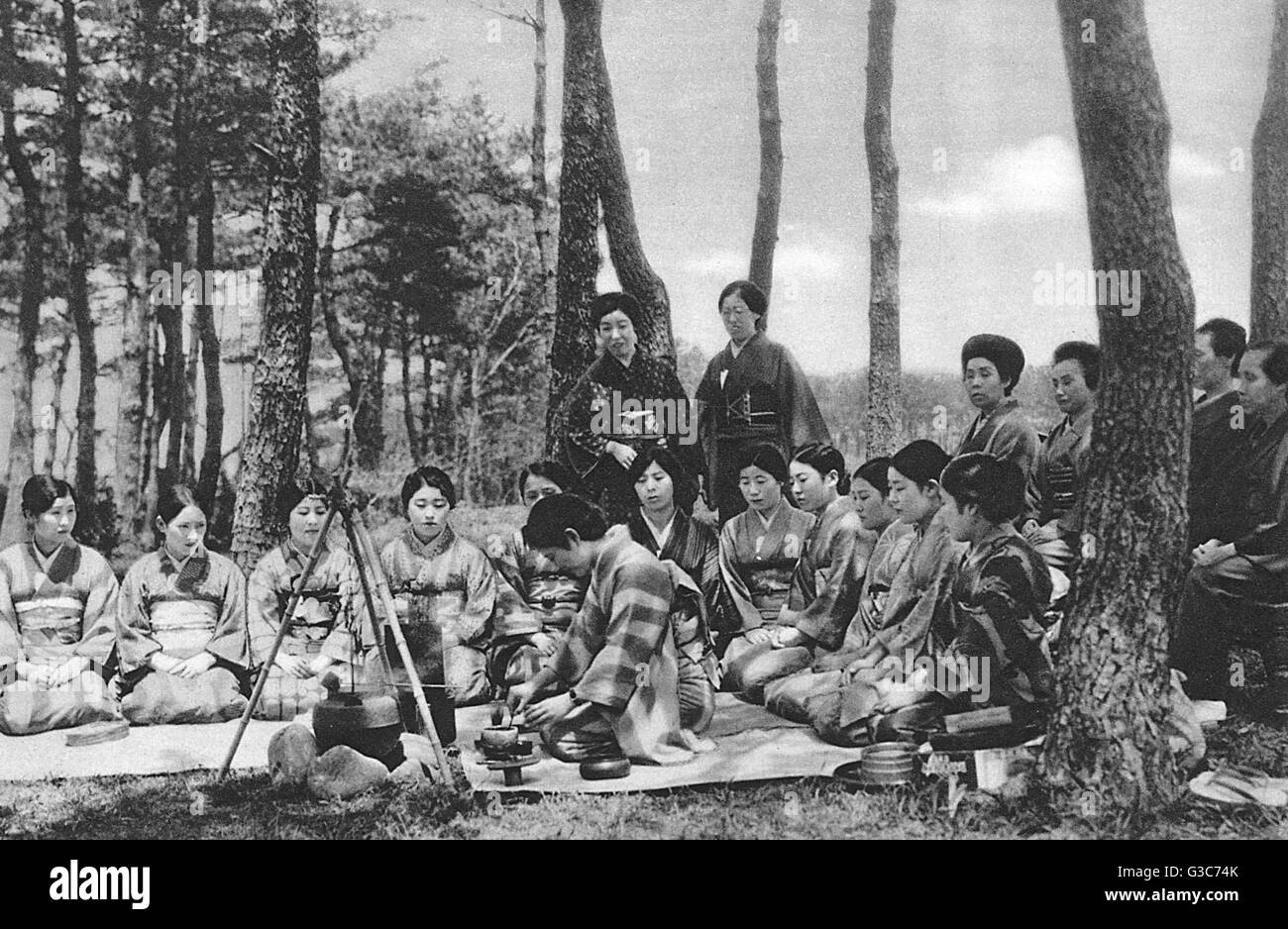 Girls japan Black and White Stock Photos & Images - Alamy