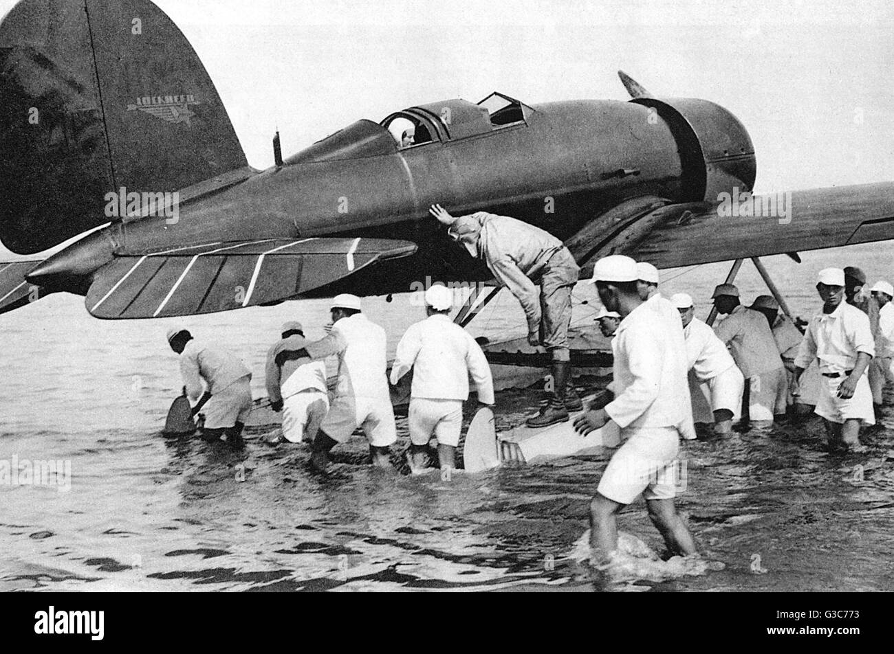 Charles Lindbergh and wife aided with their aircraft Stock Photo