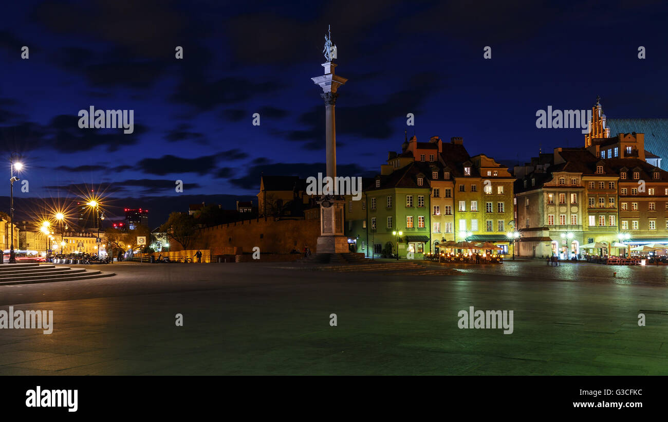 Old column night hi-res stock photography and images - Alamy