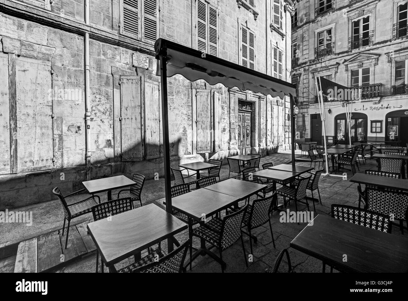 Restaurant terrace in Arles, Bouches-du-Rhone, Provence-Alpes-Cote d'Azur, Southern France, France, Europe, Stock Photo