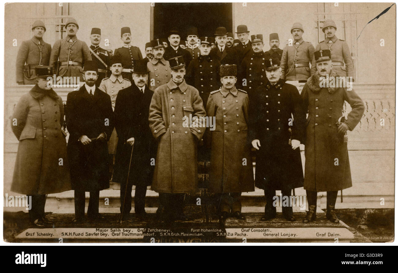 WW1 - Turkish and Austro-Hungarian Officials in Istanbul Stock Photo