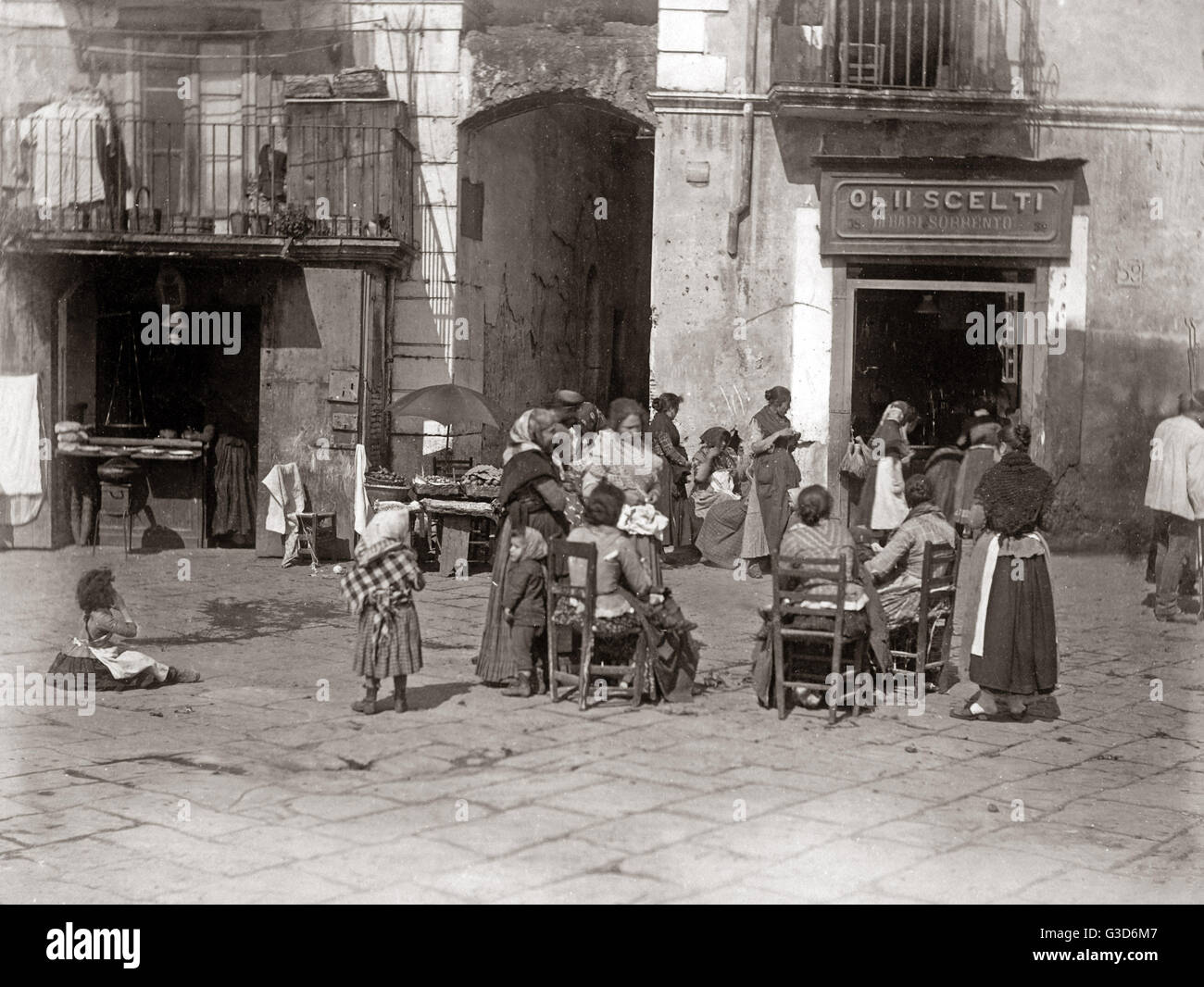イタリアのアンティーク 肖像写真(1890年代後半～1900年代初頭？） イタリアのアンティーク 肖像写真(1890年代後半～1900年代初頭？）