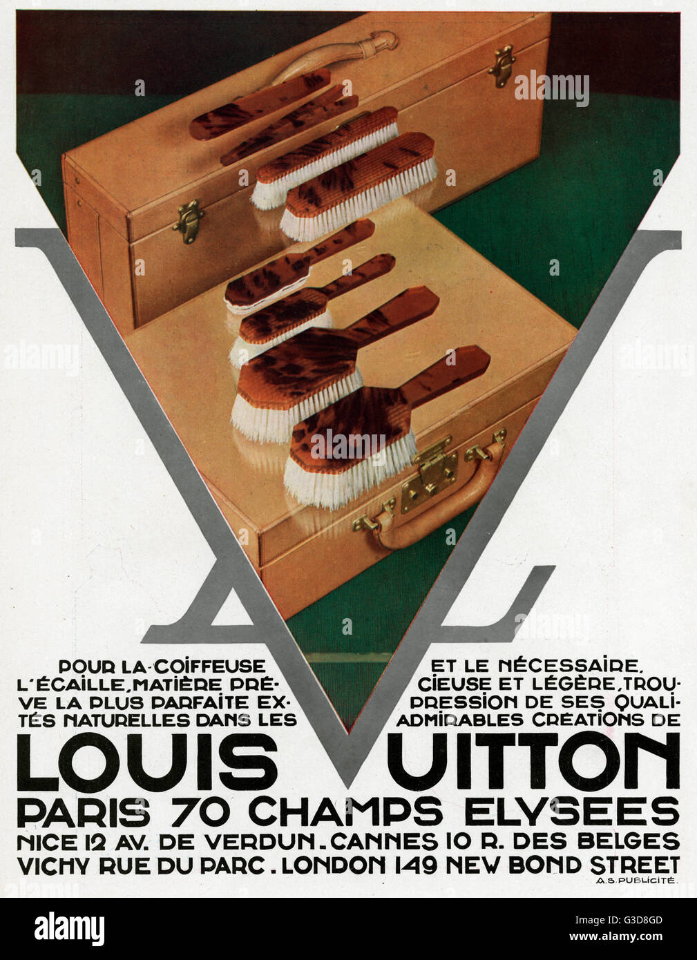 Advertisement for Louis Vuitton hairbrushes Stock Photo