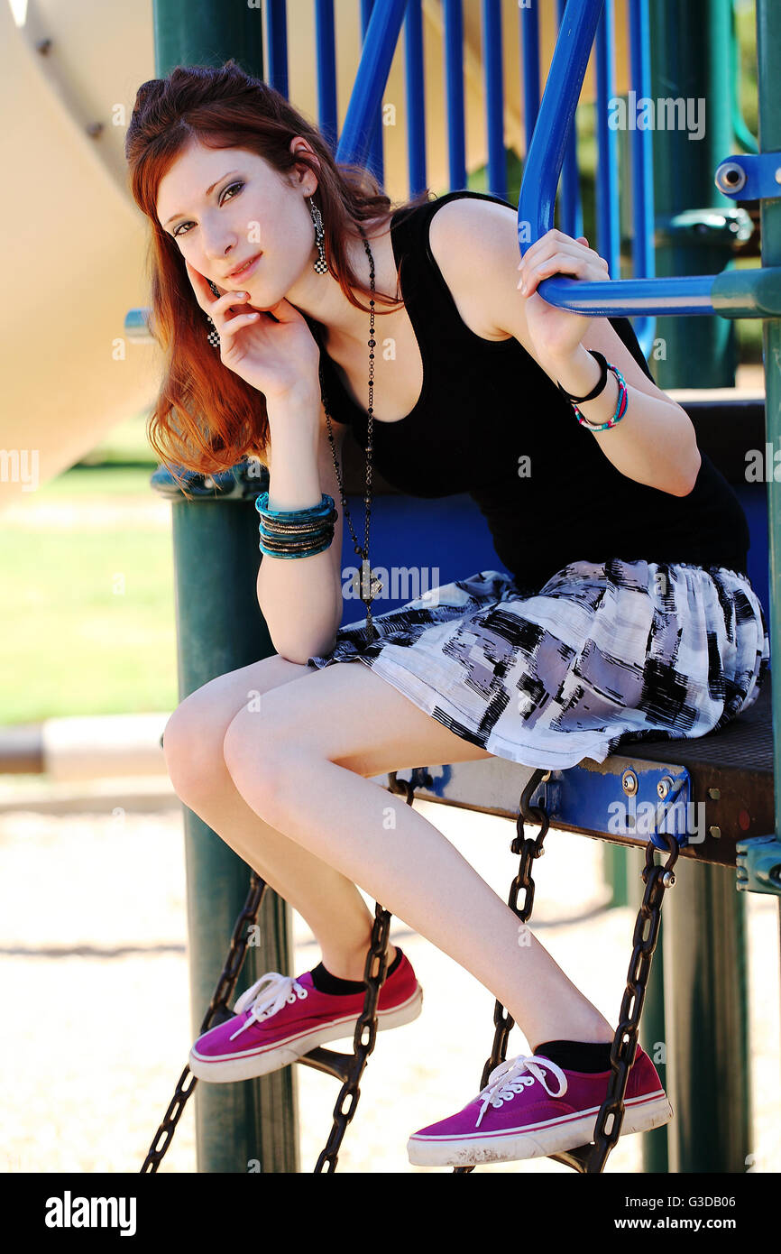 Teenage girl sales tennis shoes