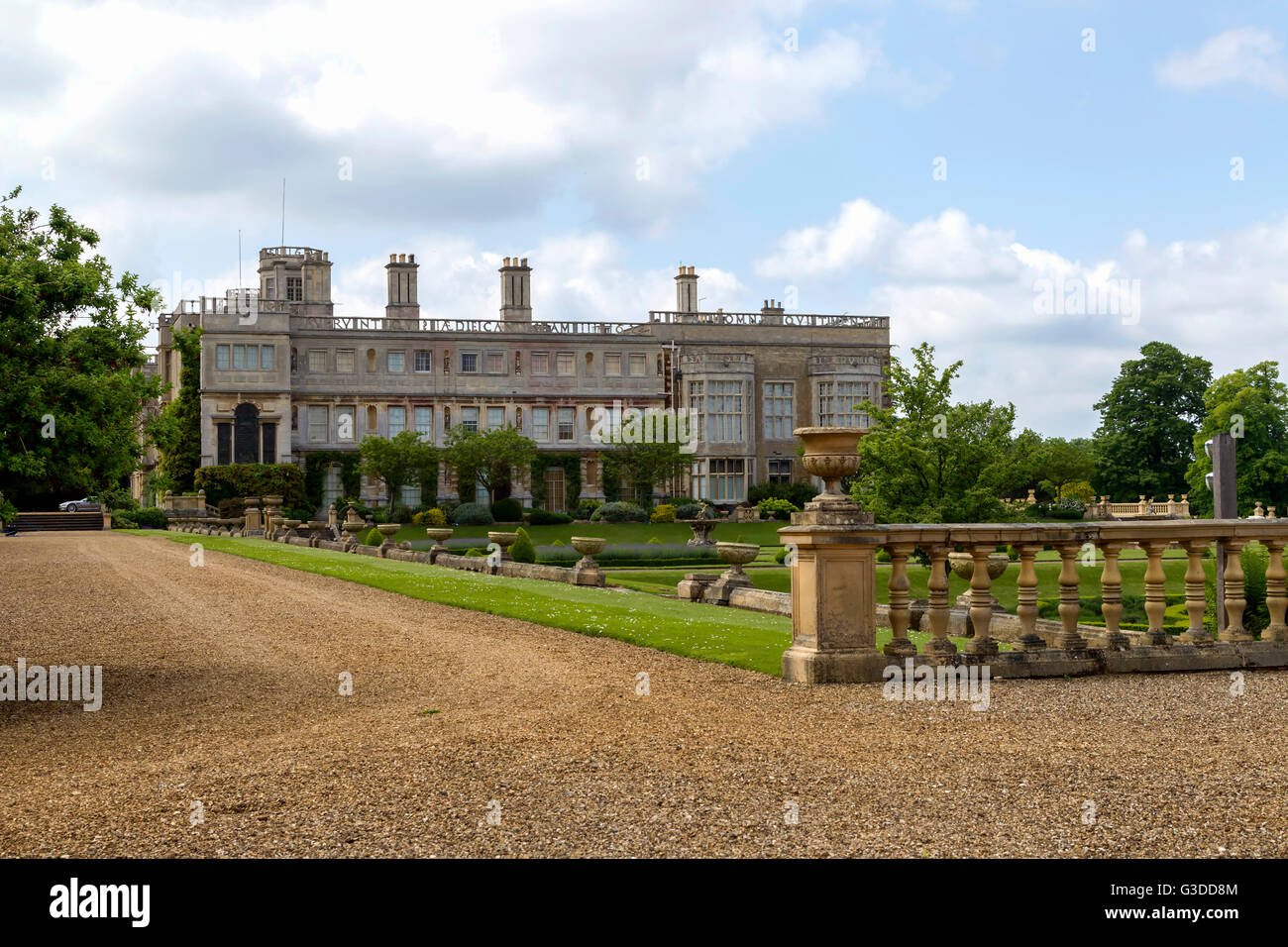 Castle Ashby house and grounds, Northamptonshire Stock Photo Alamy