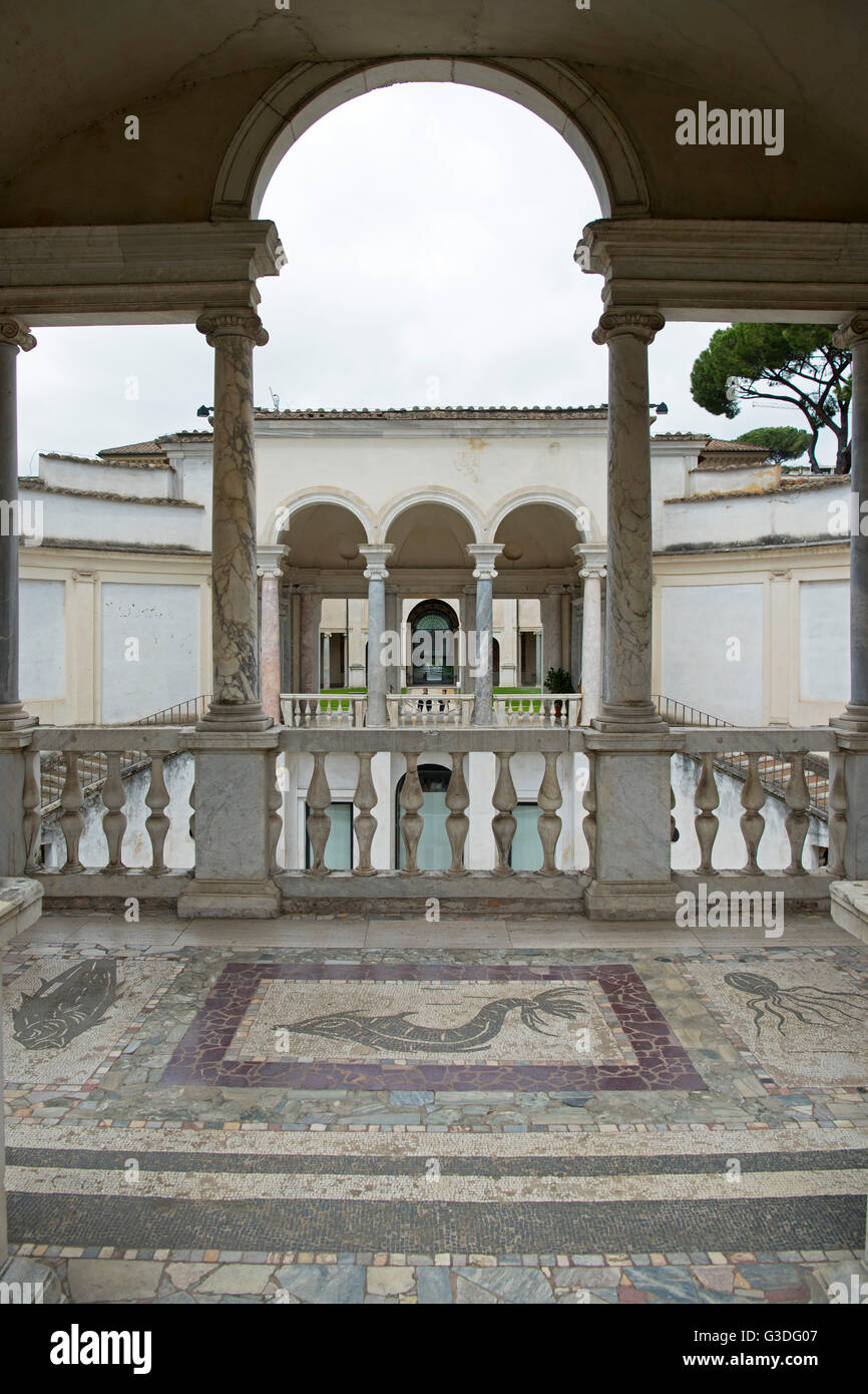 Italien, Rom, Museo Nazionale Etrusco di Villa Giulia, Loggia im zweiten Innenhof Stock Photo
