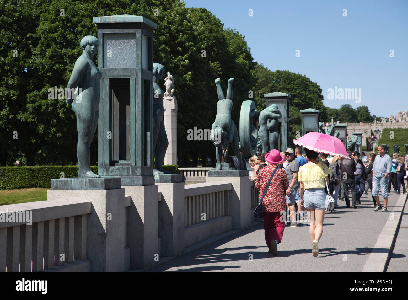 Vigeland Sculpture Park, the world's largest sculpture park made by