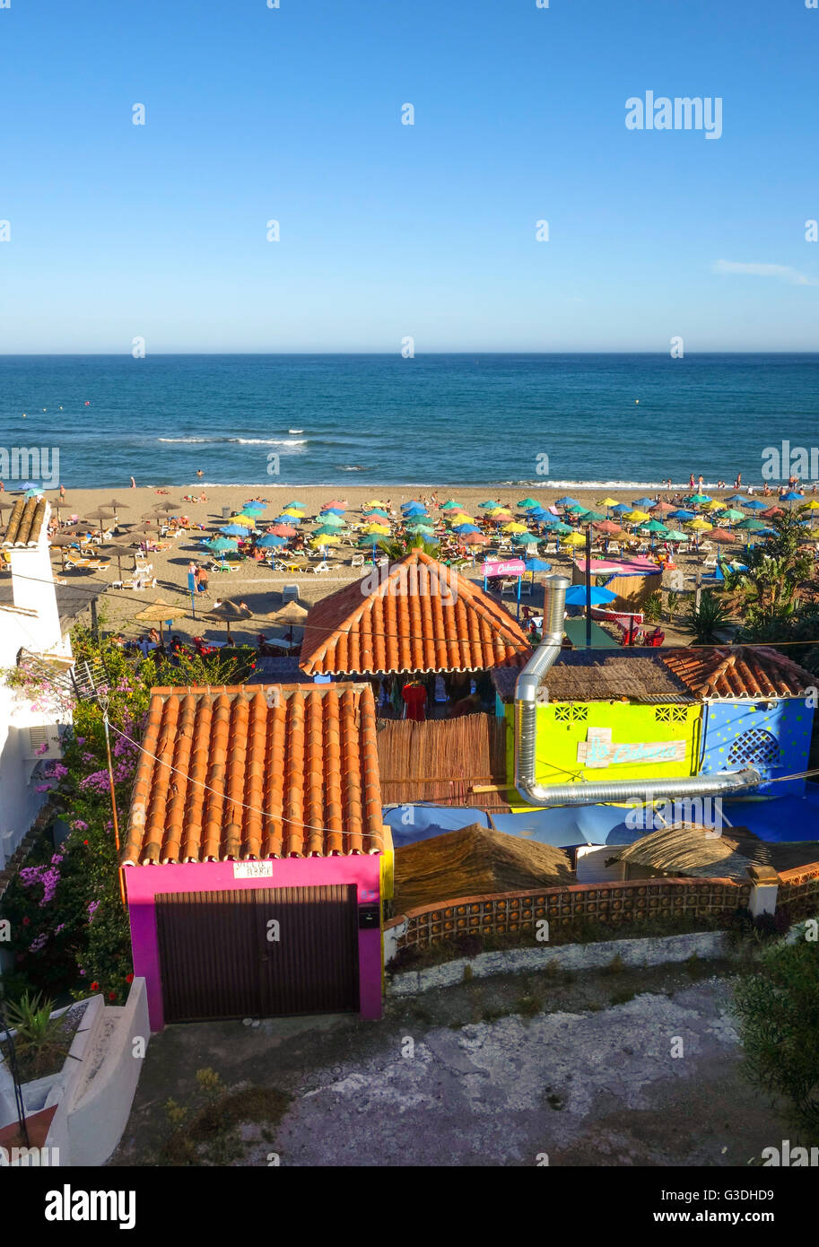 Busy beach bar hires stock photography and images Alamy