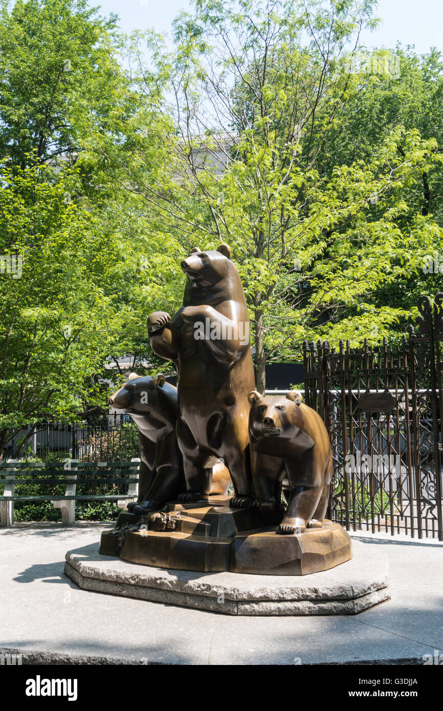 The Group of Bears Statue, Central Park, NYC Stock Photo Alamy