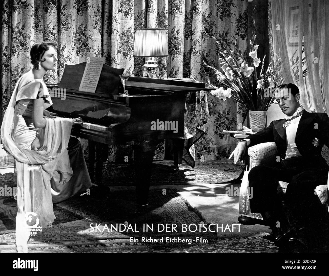Skandal in der Botschaft, Deutschland 1950, Regie: Erik Ode, Darsteller: Jeanette Schultze, Viktor de Kowa, Stock Photo