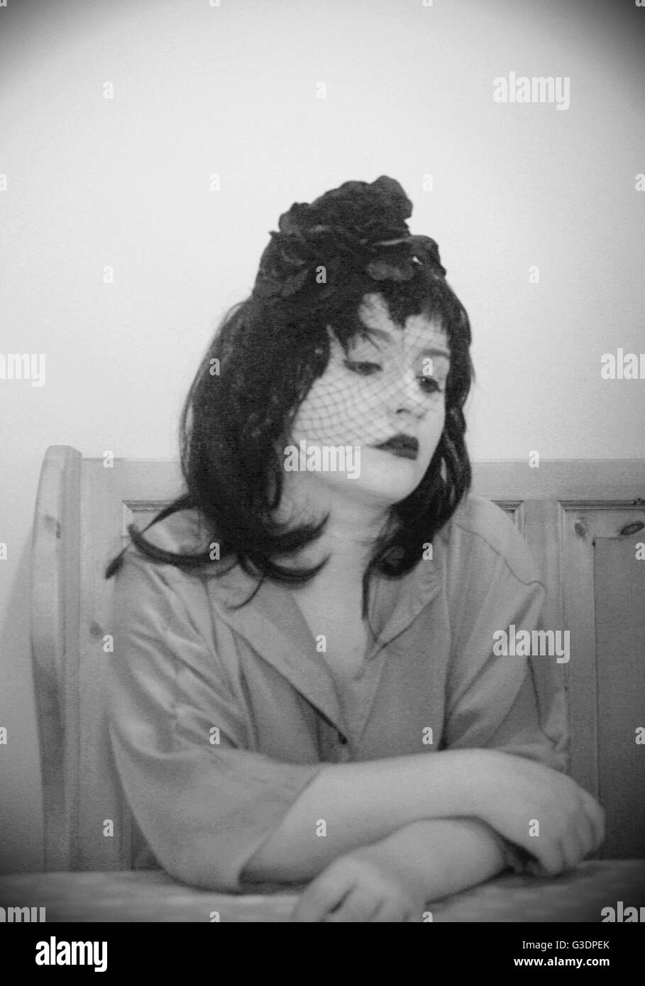 1970, 1960, 60s, 1970s woman, vintage portrait of a women, black and white photography, old fashioned, 70s fashion, old school Stock Photo