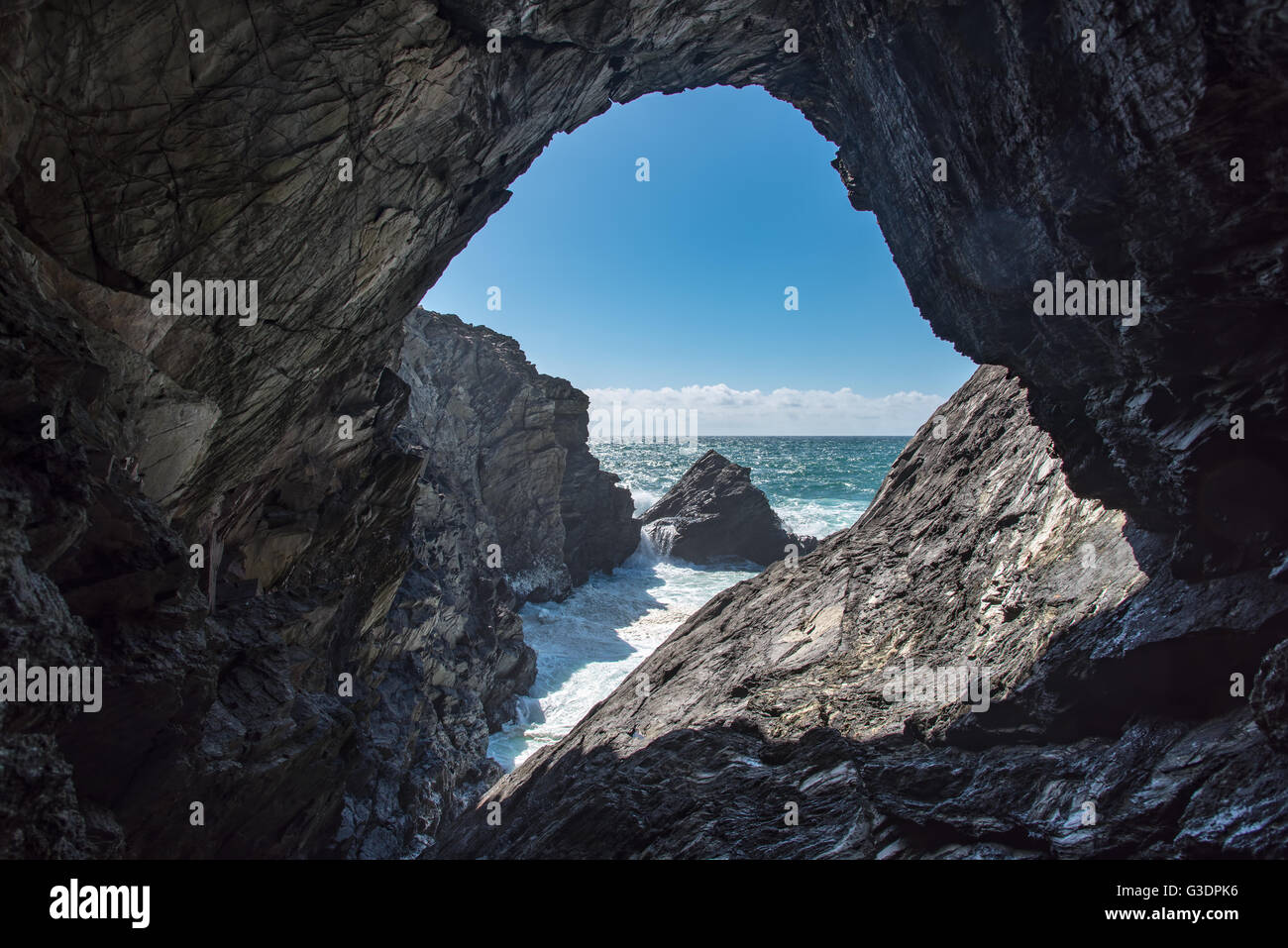 Large sea cave on Pentire Point West, Near Newquay, Cornwall, UK Stock Photo