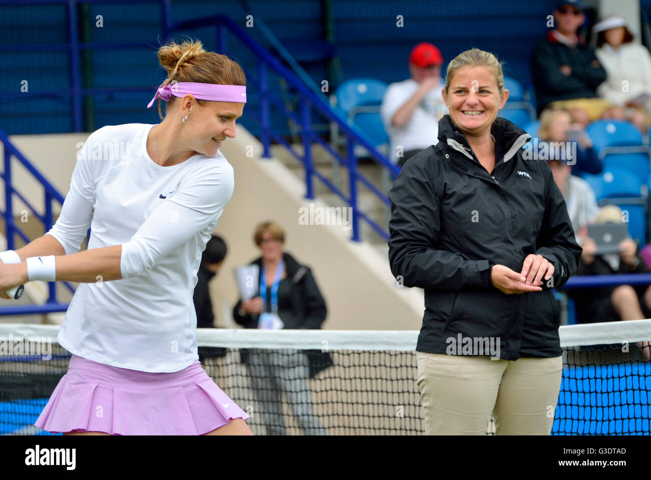 Female Umpire Stock Photos & Female Umpire Stock Images ...