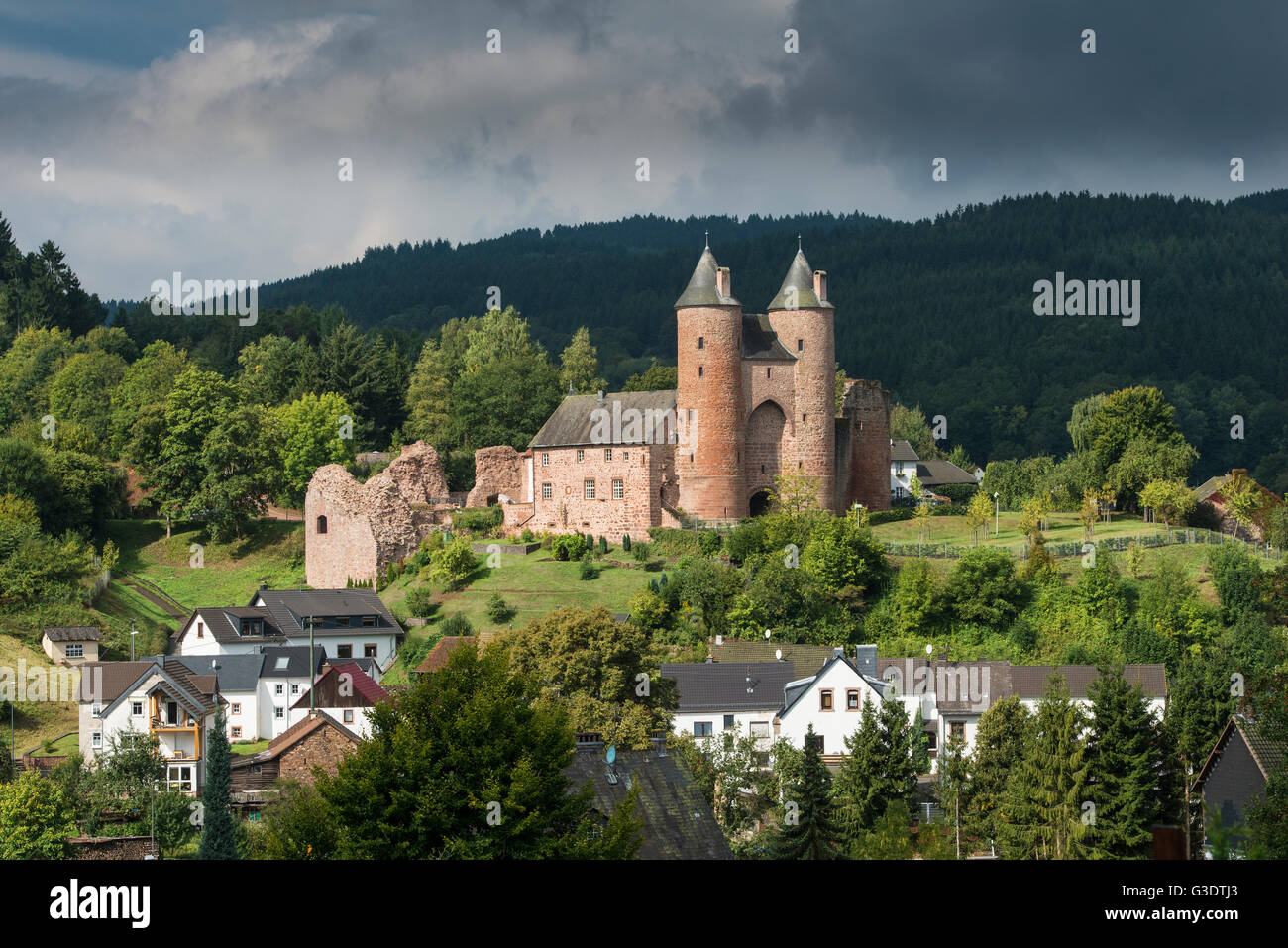 Castle Betrada dominates the small village Muerlenbach in the Eifel Mountains in Germany Stock Photo
