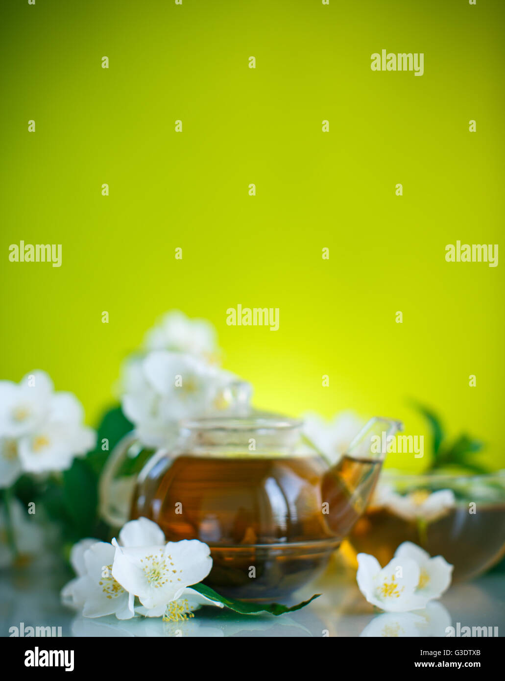jasmine tea in a teapot Stock Photo Alamy