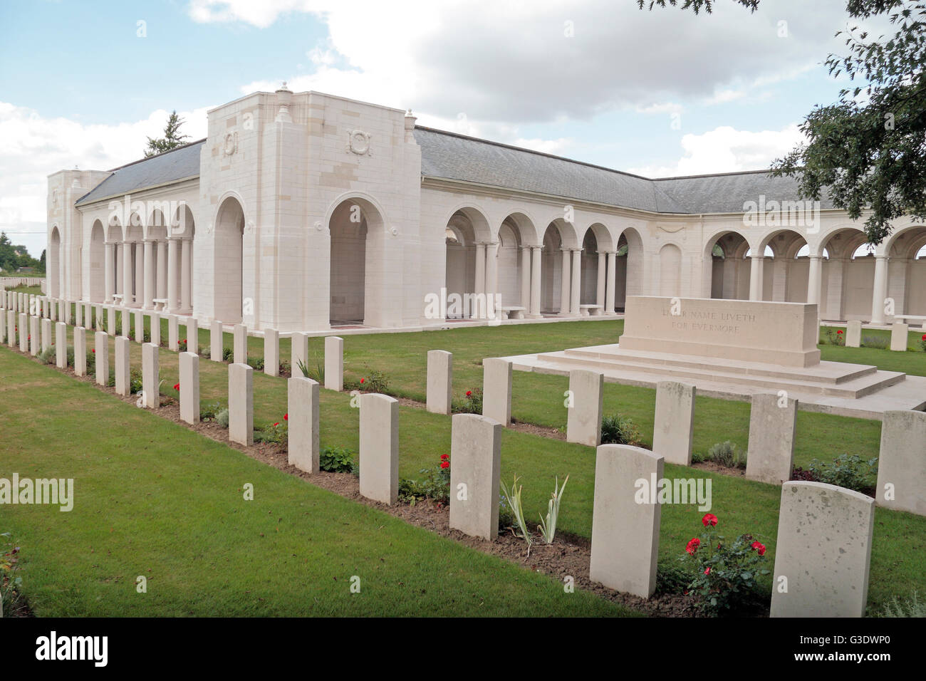 The Le Touret Memorial to the Missing and the CWGC Le Touret Military Cemetery near Bethune, France. Stock Photo