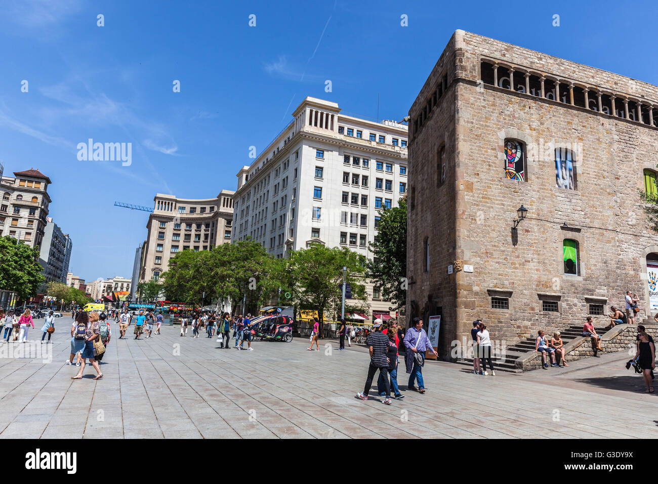 Catedral de barcelona hires stock photography and images Alamy