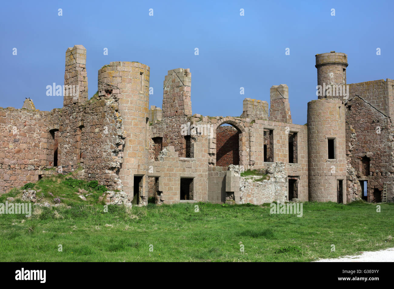 Slains Castle - Coastal path between Bullers of Buchan and Cruden bay ...