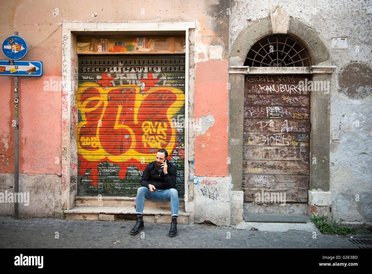 Italien, Rom, Trastevere, Altstadtgasse Stock Photo