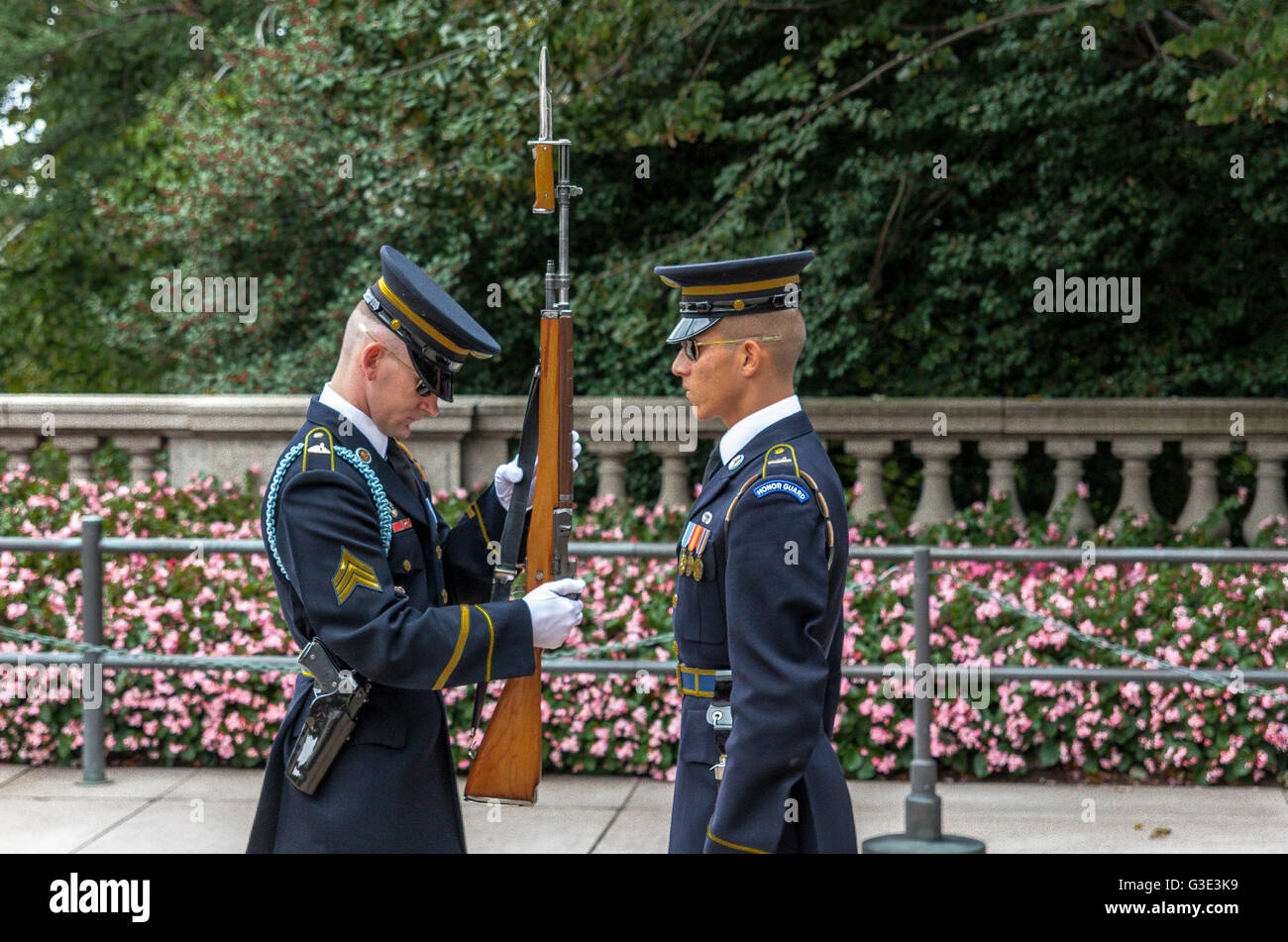 Changing Of The Guard at the  Tomb Of The Unknown Soldier at Arlington National Cemetery , Washington DC . USA Stock Photo