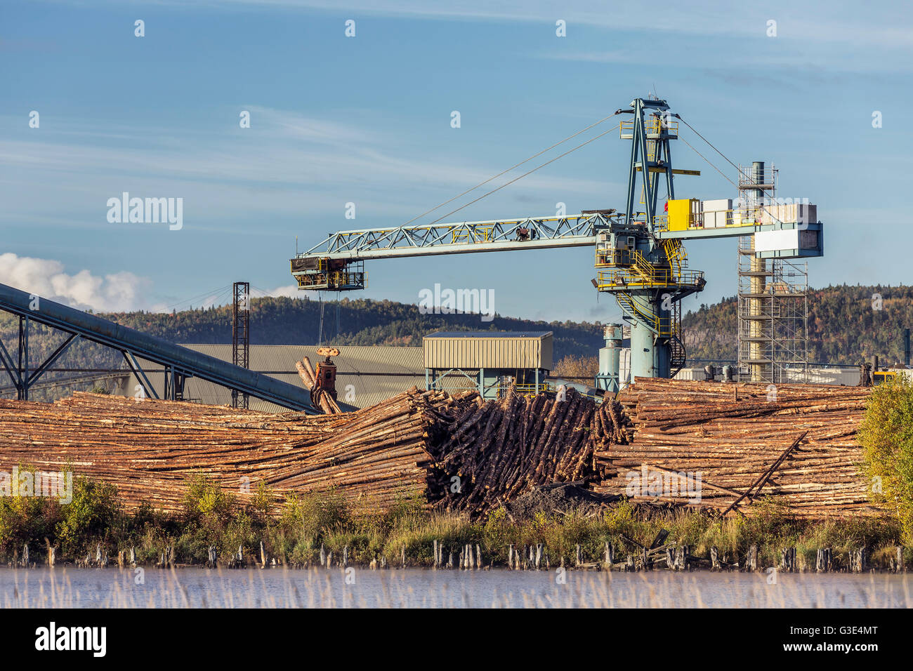 Pulp and paper mill; Thunder Bay, Ontario, Canada Stock Photo Alamy