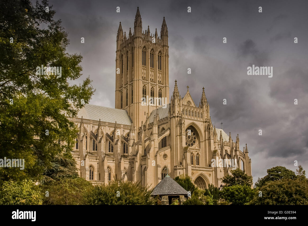 Washington National Cathedral under stormy skies, Washington DC , USA Stock Photo