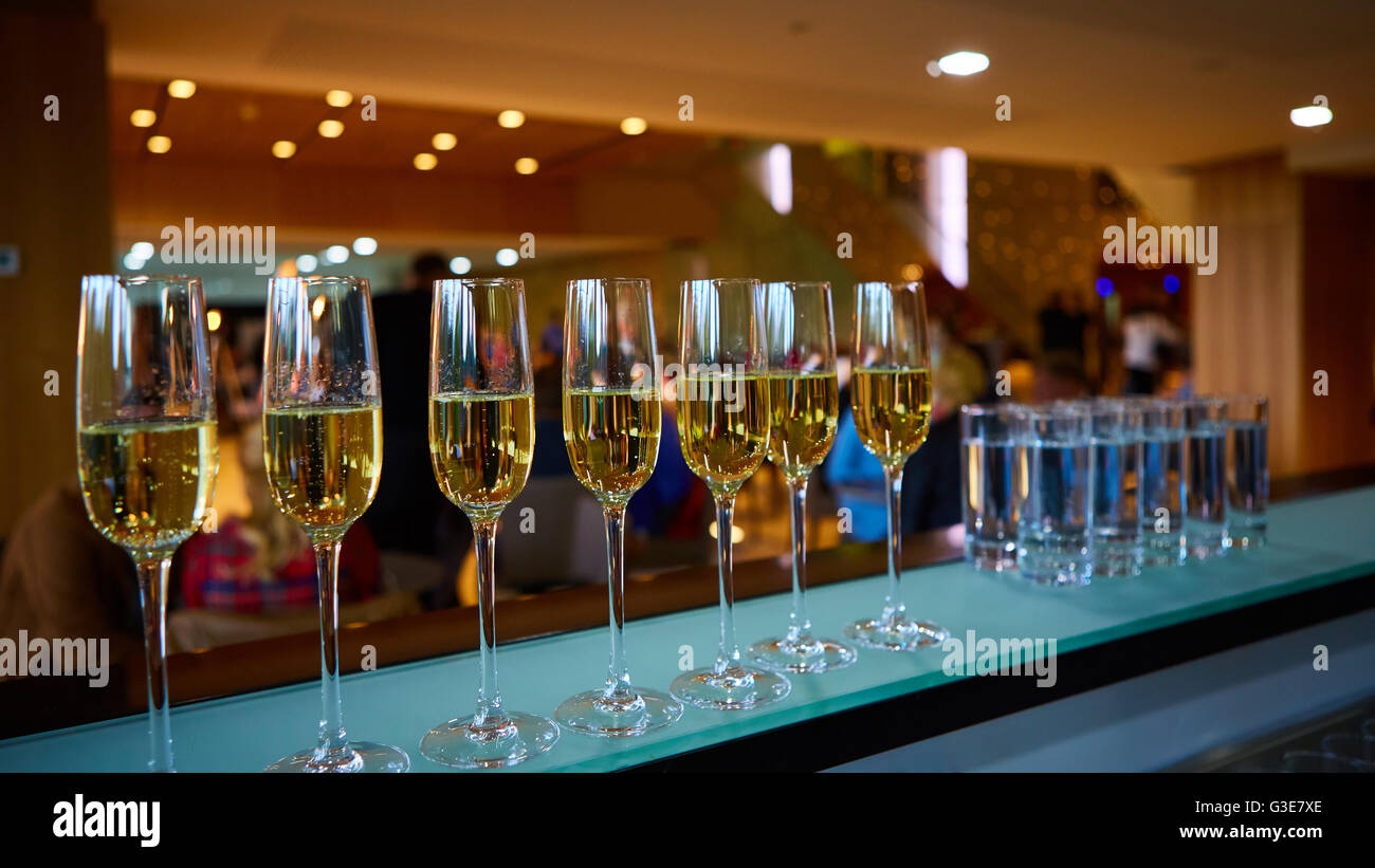 Champagne glasses row hi-res stock photography and images - Alamy