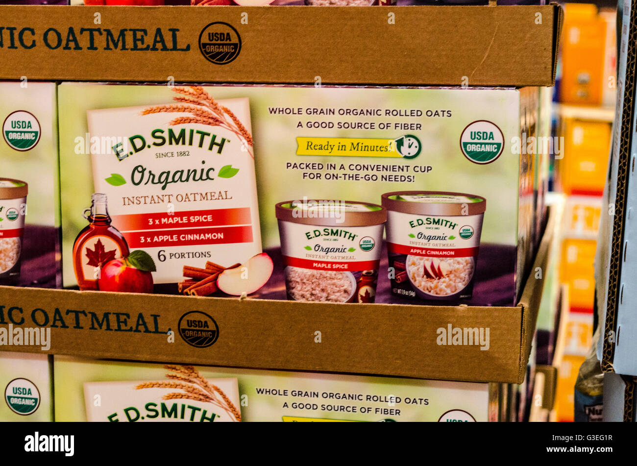 E.D. Smith Organic instant Oatmeal at a Costco Store in San Leandro California Stock Photo Alamy