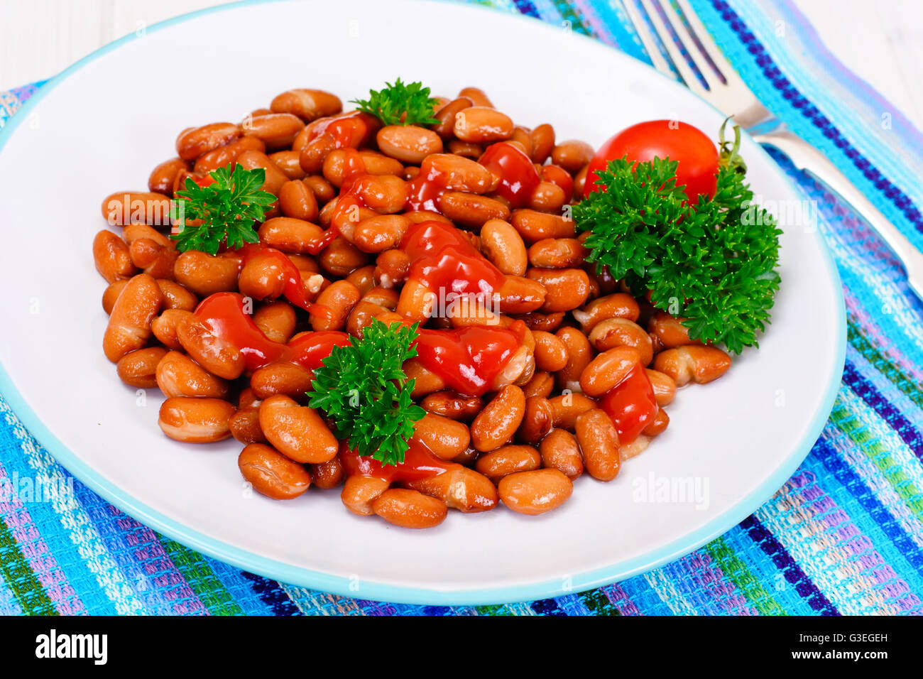 Baked Beans with Tomato Paste and Parsley Stock Photo Alamy