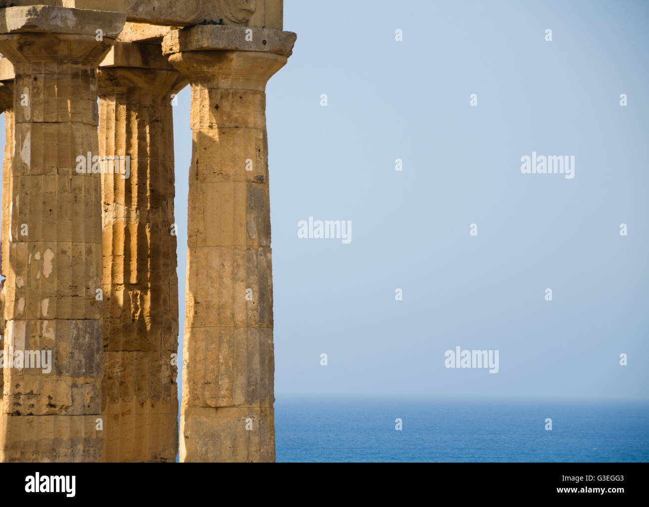 Temples holidays hi-res stock photography and images - Alamy