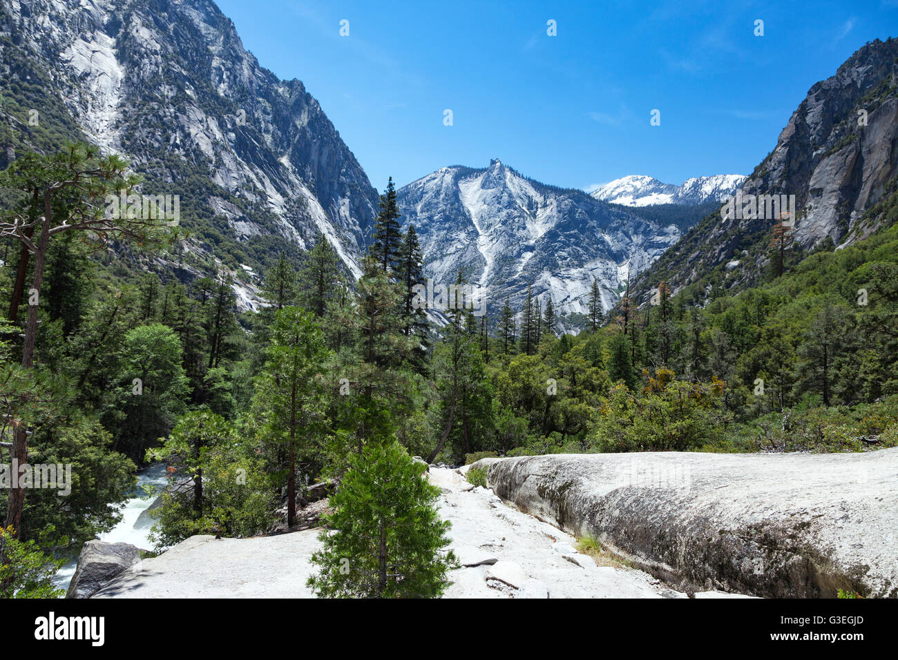 Paradise Valley  Trail looking toward The Sphinx in Kings Canyon National Park Stock Photo