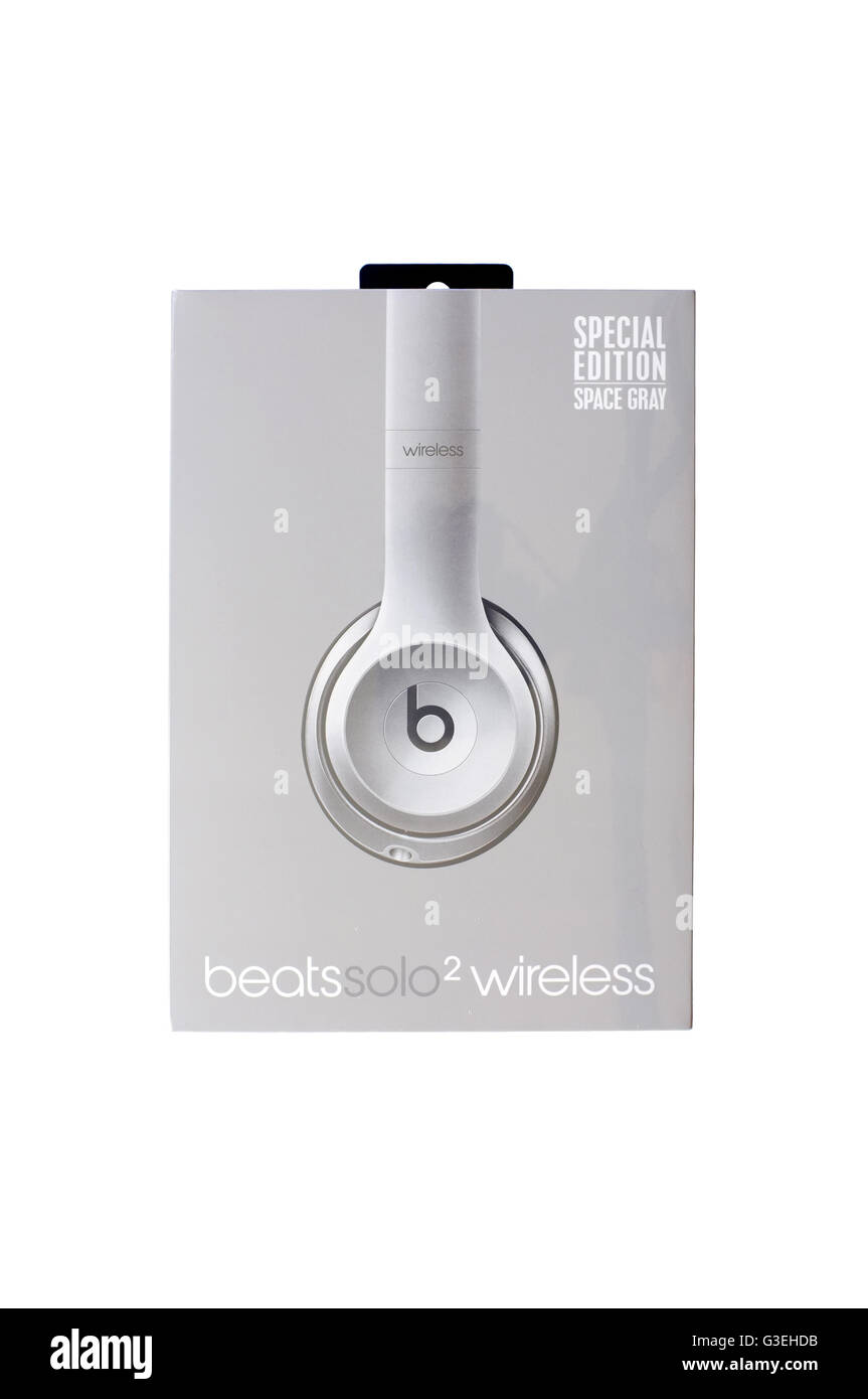 beats wireless headphones box