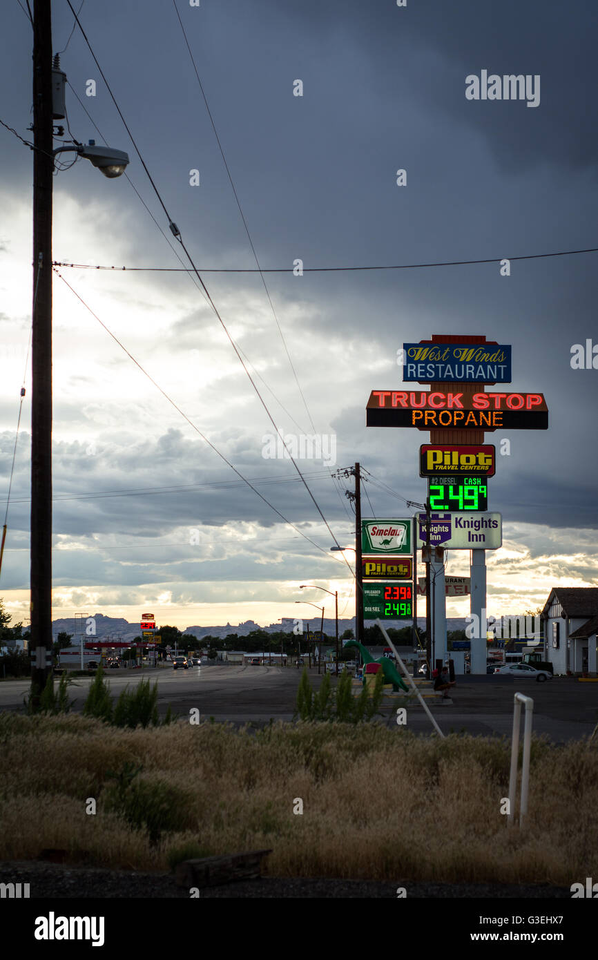 Truck Stop Stock Photos & Truck Stop Stock Images Alamy