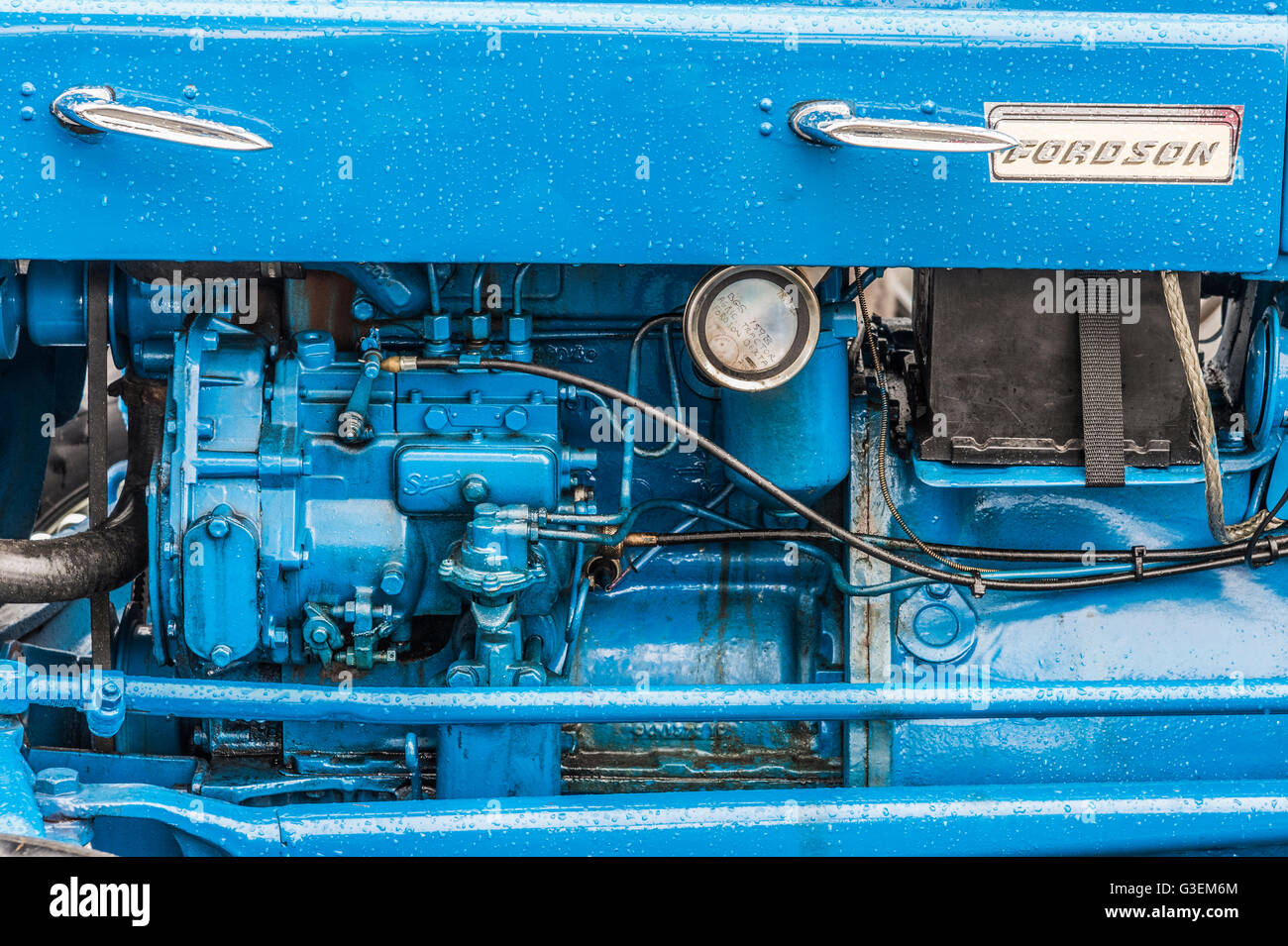 Car portrait of the engine to a Ford, Fordson general purpose tractor