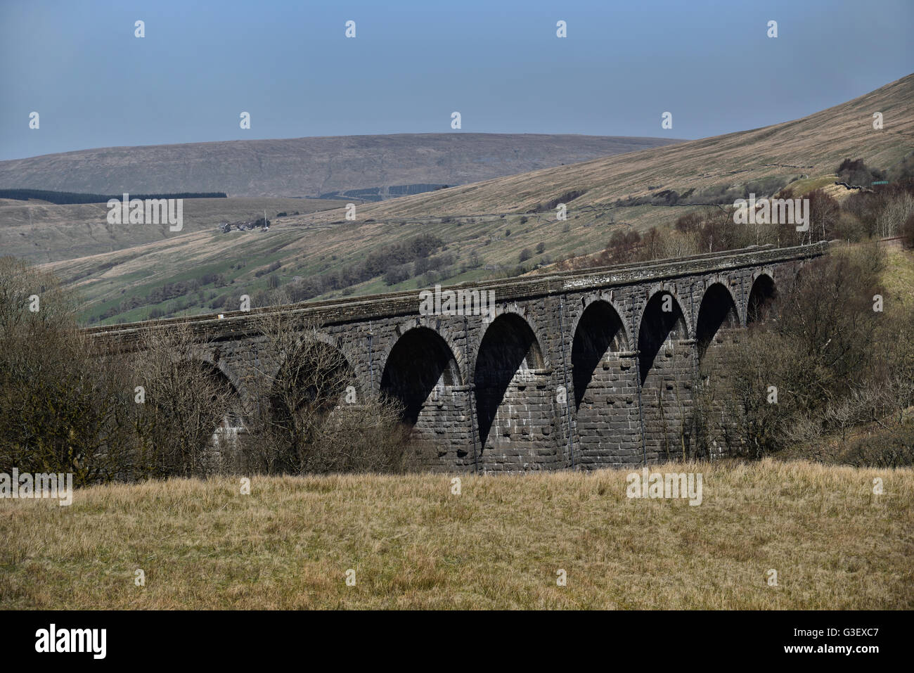 Railway viaduct, Dentdale, Settle - Carlisle line, Cumbria, Yorkshire Dales, England, UK. Stock Photo