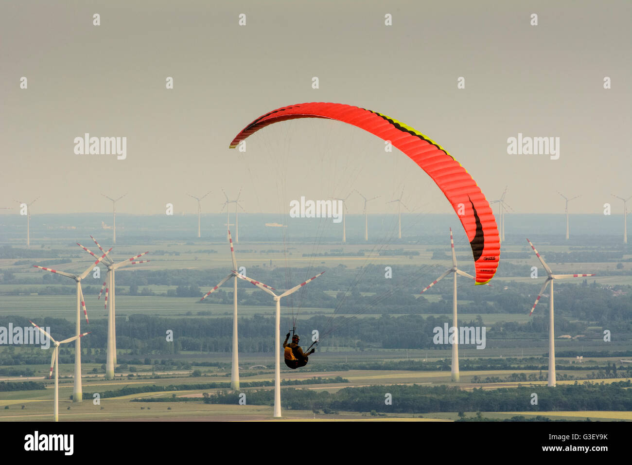 paraglider, windmills, Austria, Niederösterreich, Lower Austria, Donau, Hundsheim Stock Photo