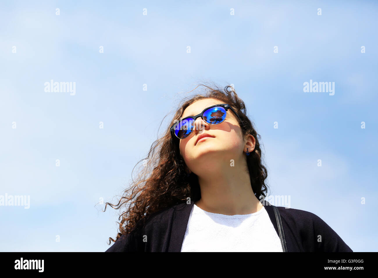 Close-up portrait of beautiful girl with sunglasses Stock Photo - Alamy