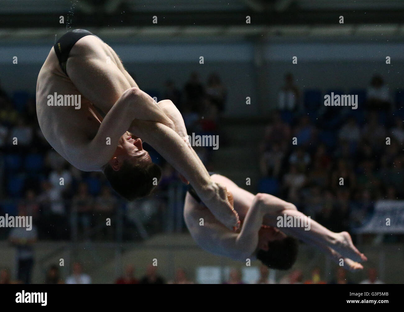 Matty Lee and Anthony Harding compete in the Men's 3m Synchro during