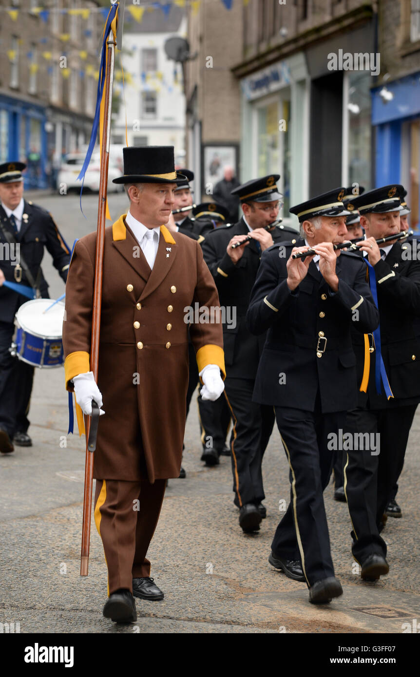 Hawick, Scotland, UK. 10 Jun 2016. Hawick Common Riding 2016. 6am Halberdiers. Drums and Fifes