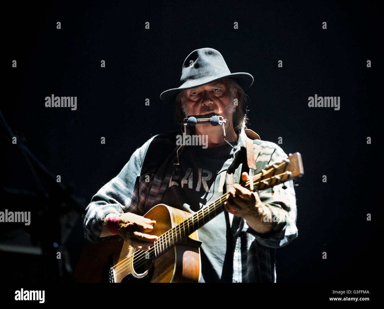 Leeds, UK. 10th June, 2016. Neil Young in concert at The First Direct Arena, Leeds. Stock Photo