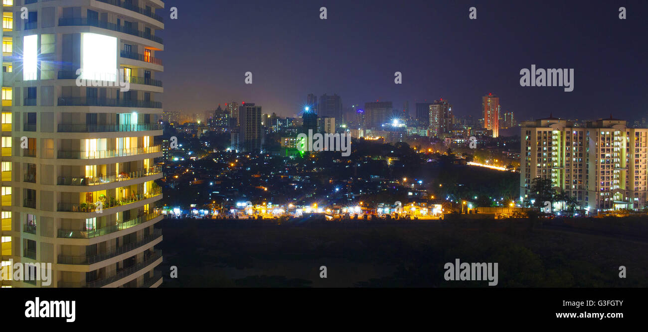 Mumbai, Maharashtra, India. 16th Jan, 2016. 16 Jan 2016 : Mumbai - INDIA.The Mumbai Skyline with Skyscrapers lit at night in the Malad Linking road neighbourhood. © Subhash Sharma/ZUMA Wire/Alamy Live News Stock Photo